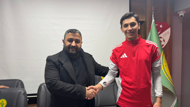 Darıca GB alt yapıyı güçlendiriyor: Oğuzhan Fidan sarı yeşilli kulüpte…