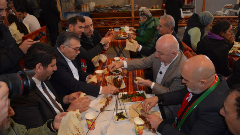 Darıca'da Diyarbakır ciğeri festivalle tanıtıldı...