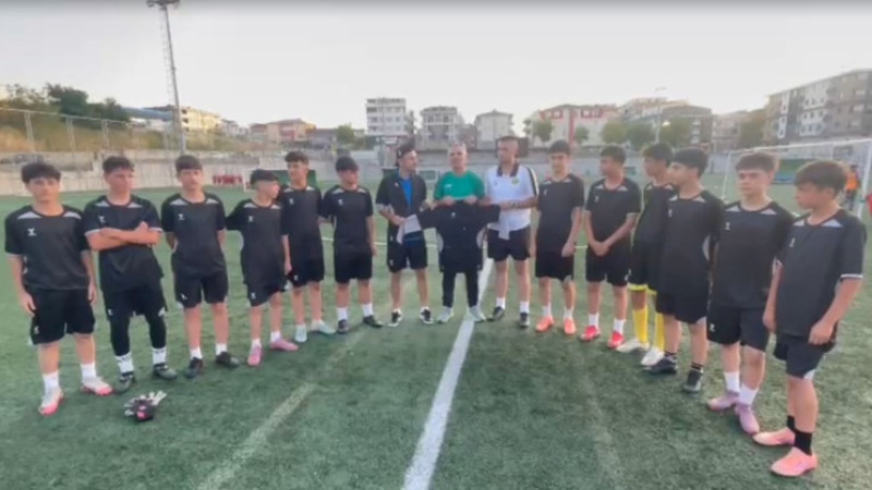 İbrahim Mustafa'dan Darıca İdmanyurdu'na destek...