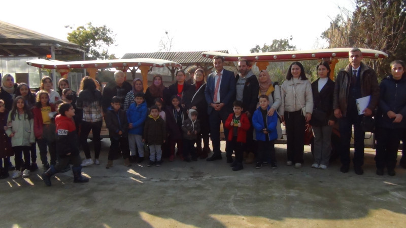 Darıca Kaymakamlığı'ndan misafir çocuklara jest..