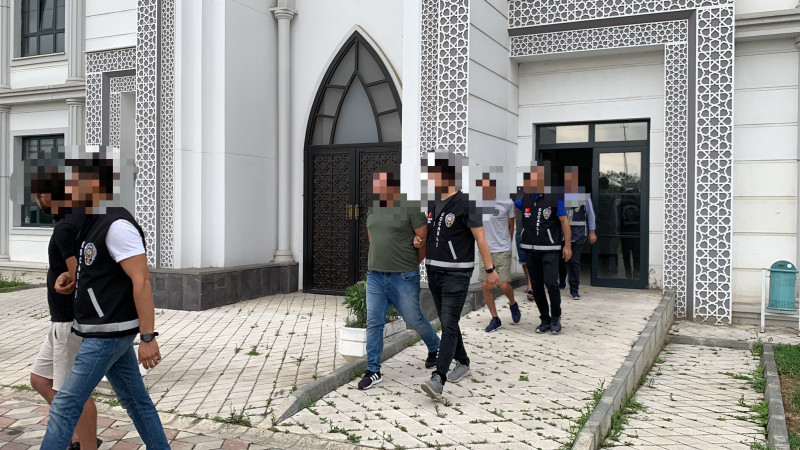 Polisten kaçamadılar